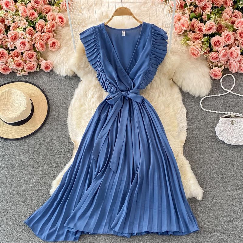 Pleated dress with V-neck