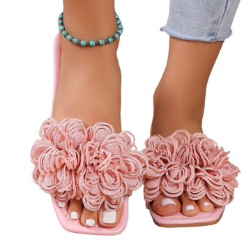 Flat slippers with flowers