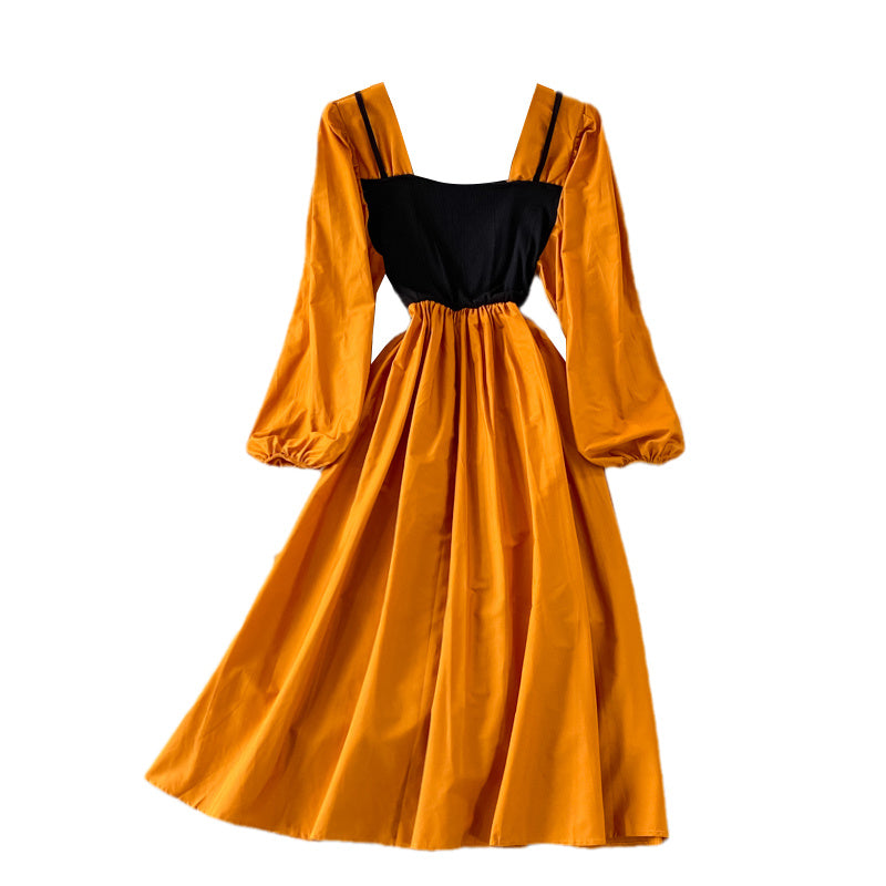 Dress with puff sleeves and square neck