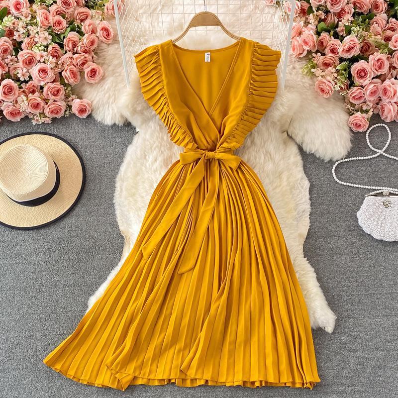 Pleated dress with V-neck