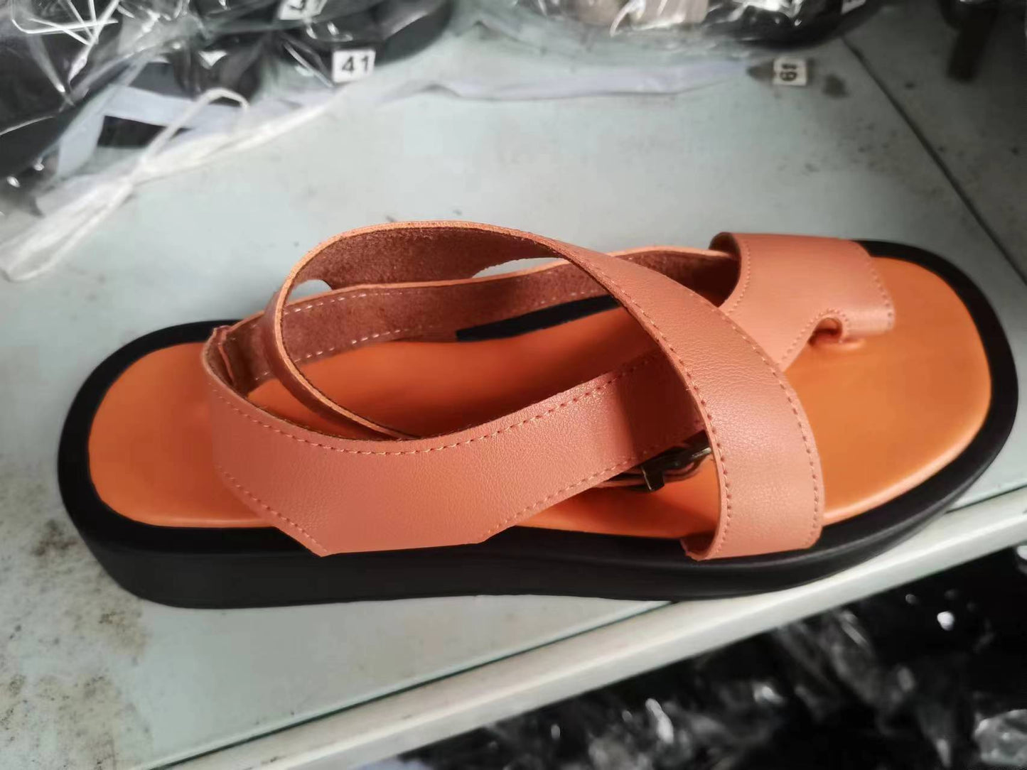 Casual clip-toe sandals with chunky sole