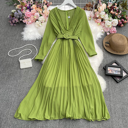 Loose pleated dress with V-neck