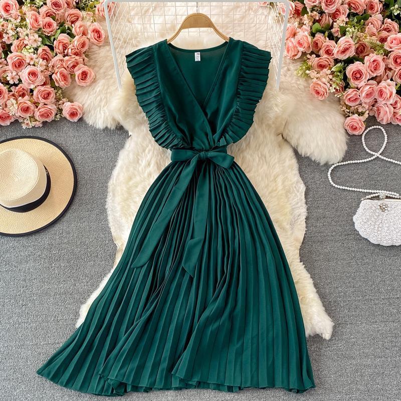 Pleated dress with V-neck