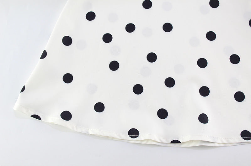 Abito Corto a Trapezio con Pois