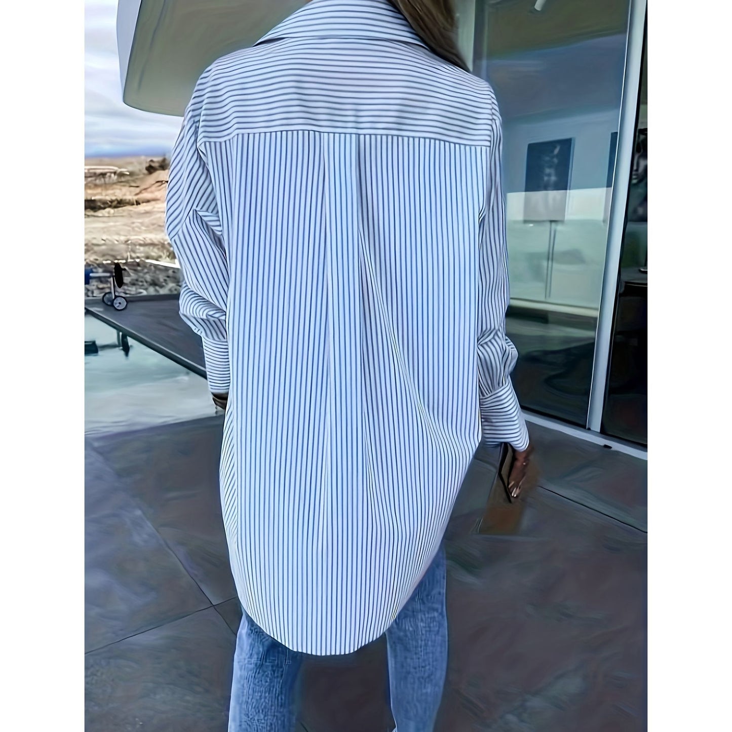 Comfortable and casual loose striped shirt