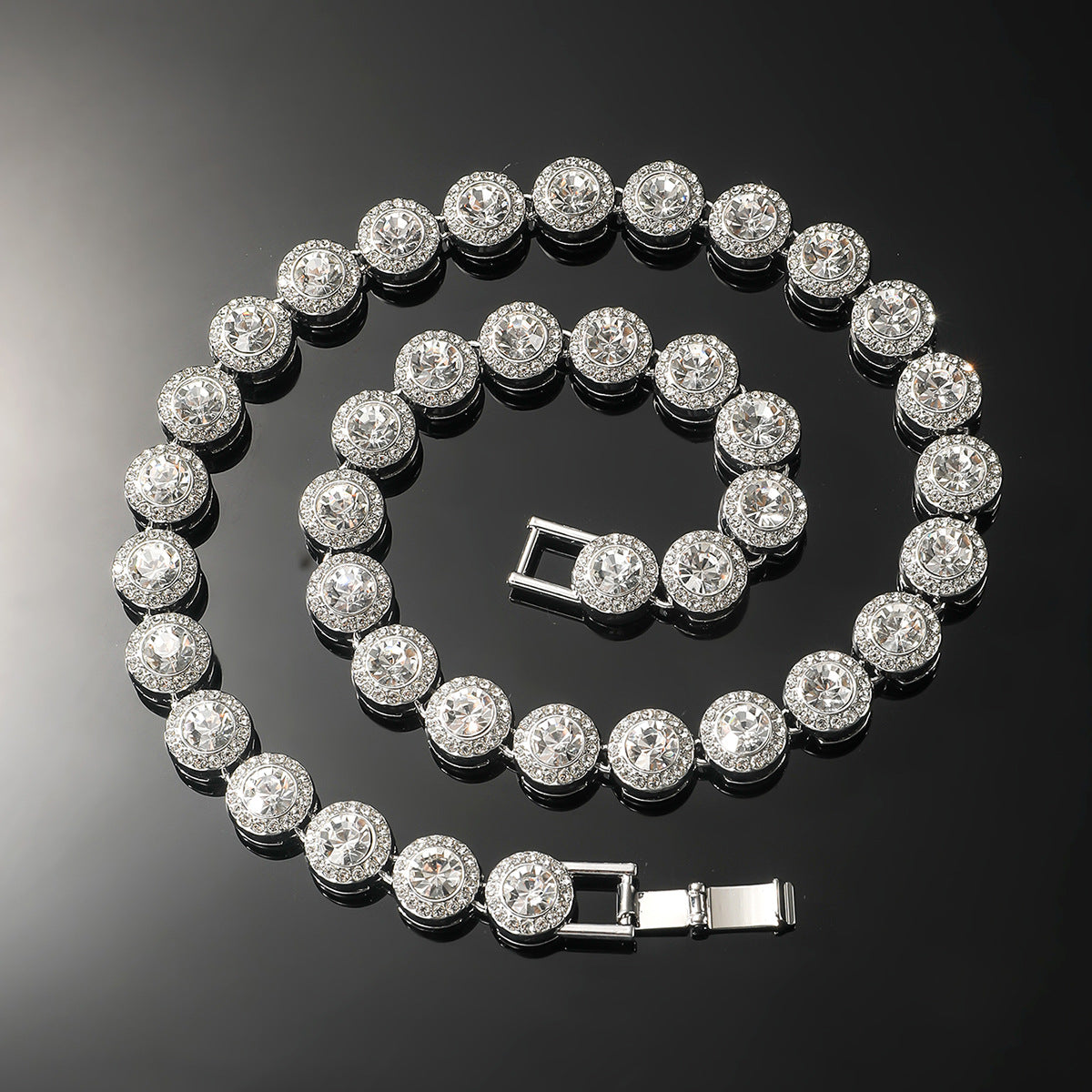 Set Collana e Braccialetto con Strass – Effetto Oro o Argento