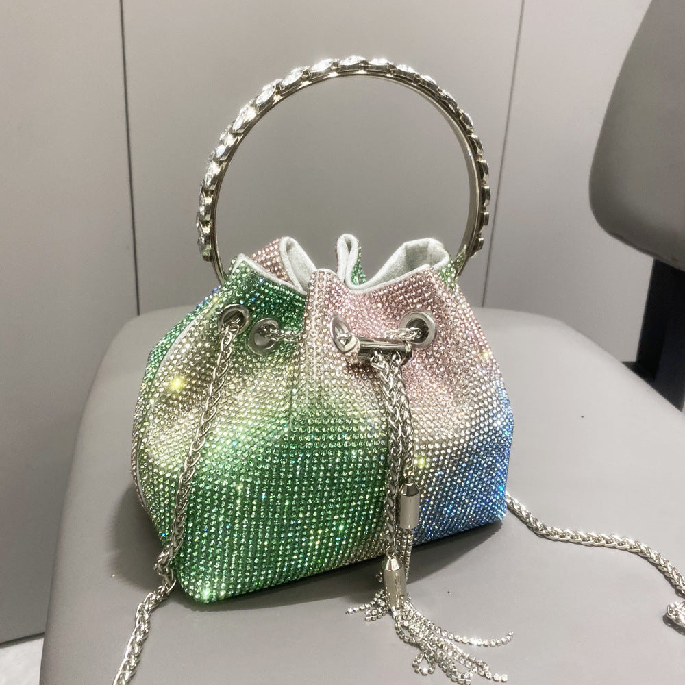 Borsa da donna con diamanti lucidi